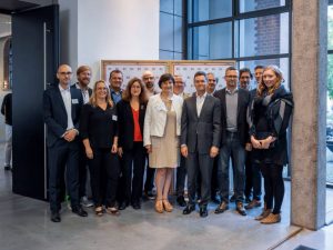 Gruppenfoto Speaker*innen bei C2C Summit