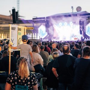 Große Bühne und Publikum