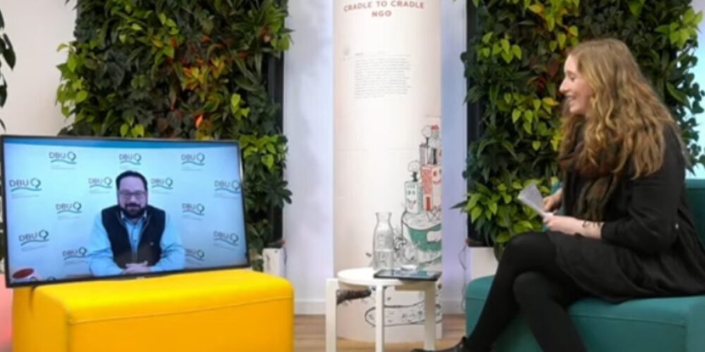 Nora Sophie Griefahn im Gespräch mit Alexander Bonde auf dem Bildschirm; Blog von Cradle to Cradle NGO